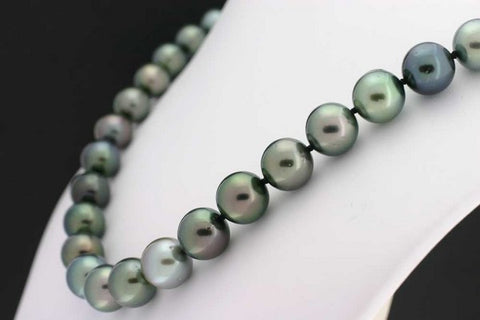 Barbara Black Pearl Necklace