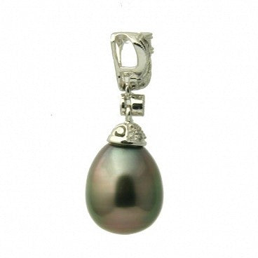 1560 - 18K Tahitian Black Pearl Pendant