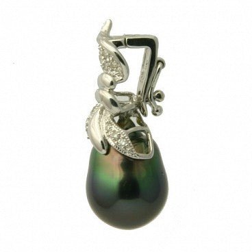 1568 - 18K Tahitian Black Pearl Pendant