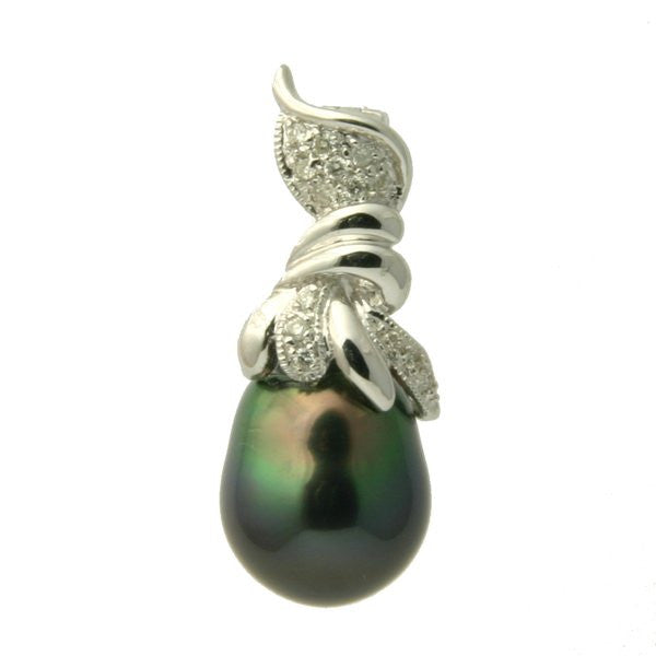 1568 - 18K Tahitian Black Pearl Pendant