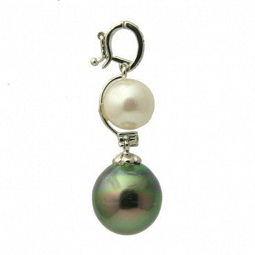 18K Blank and White Pearl Pendant - 1654