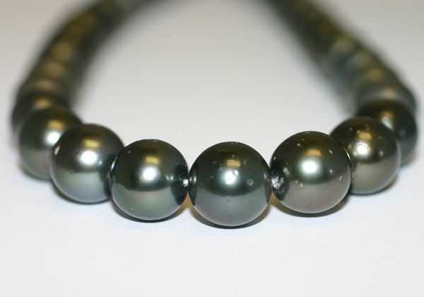 Tahitian Black Pearl Necklace - 1975