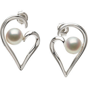 7-7.5mm Cultured Pearl Heart Earrings (Silver/Fresh)