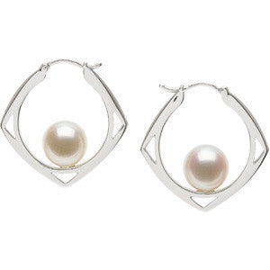 7.5-8mm Cultured Pearl Circle Earrings (Silver/Fresh)