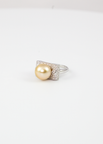 Gianna 18K Golden South Sea Pearl Ring