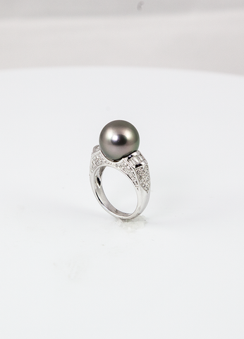 Mia Platinum Tahitian Black Pearl Ring