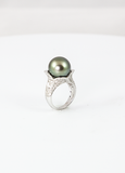 Ava 18K Tahitian Black Pearl Ring